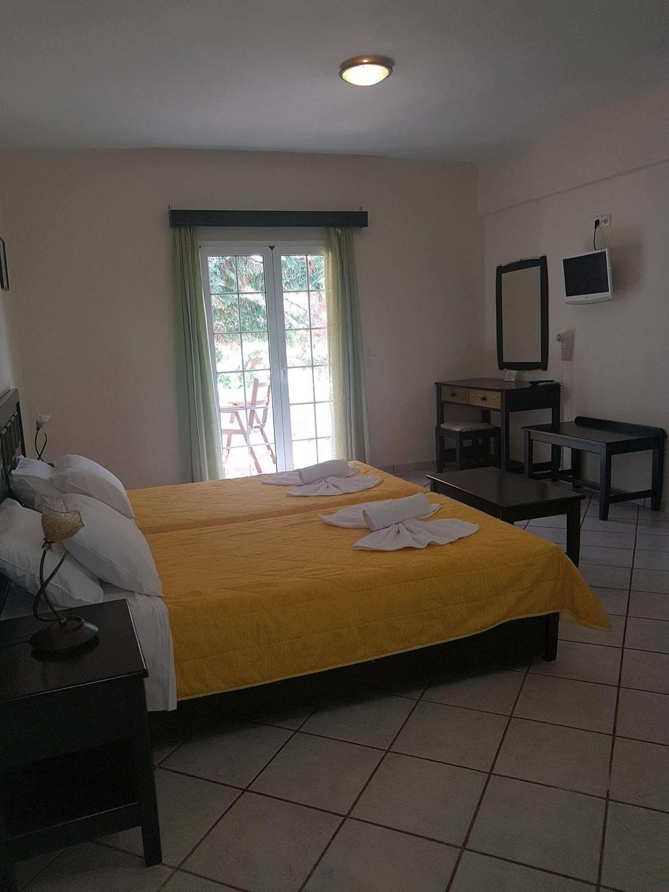 Pantonia Apartments Agia Pelagia  Ngoại thất bức ảnh